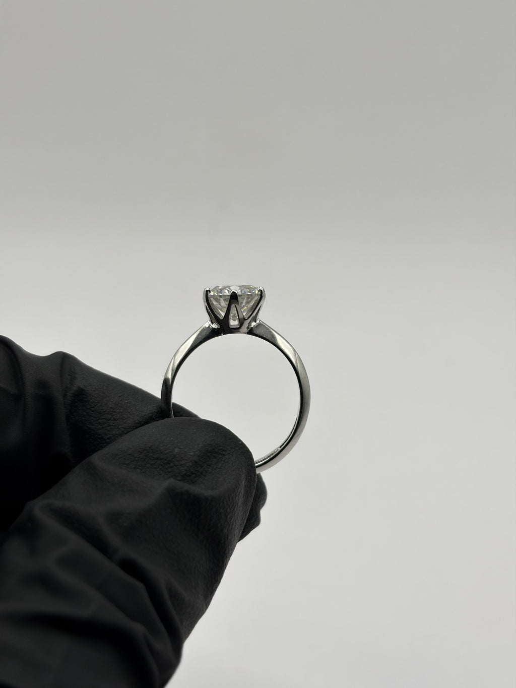 2 ct Sterling Silver ring