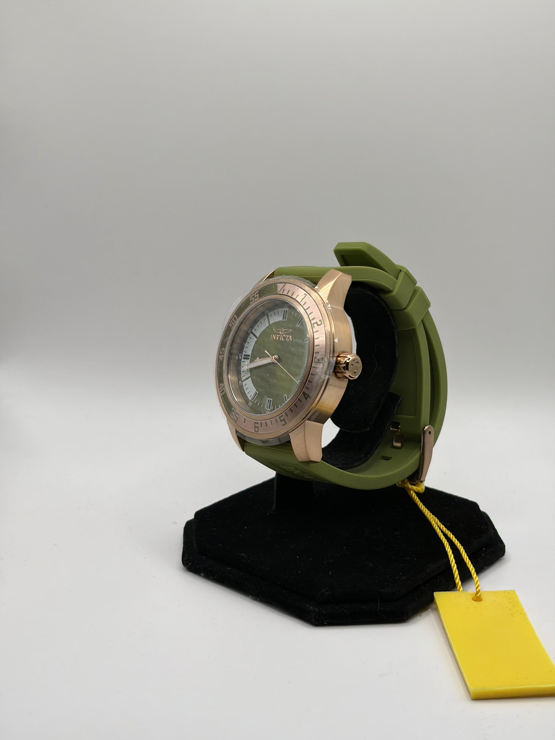 Invicta Specialty Compass